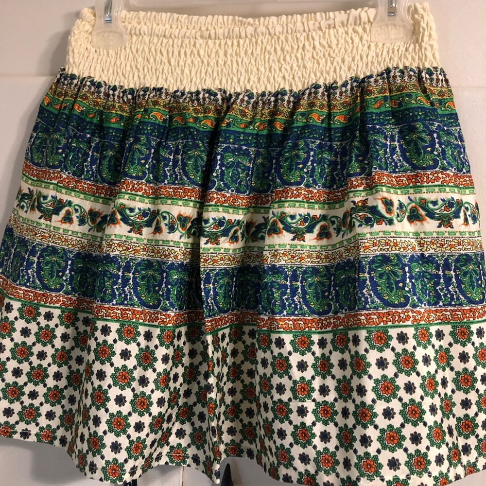 Patterned skirt